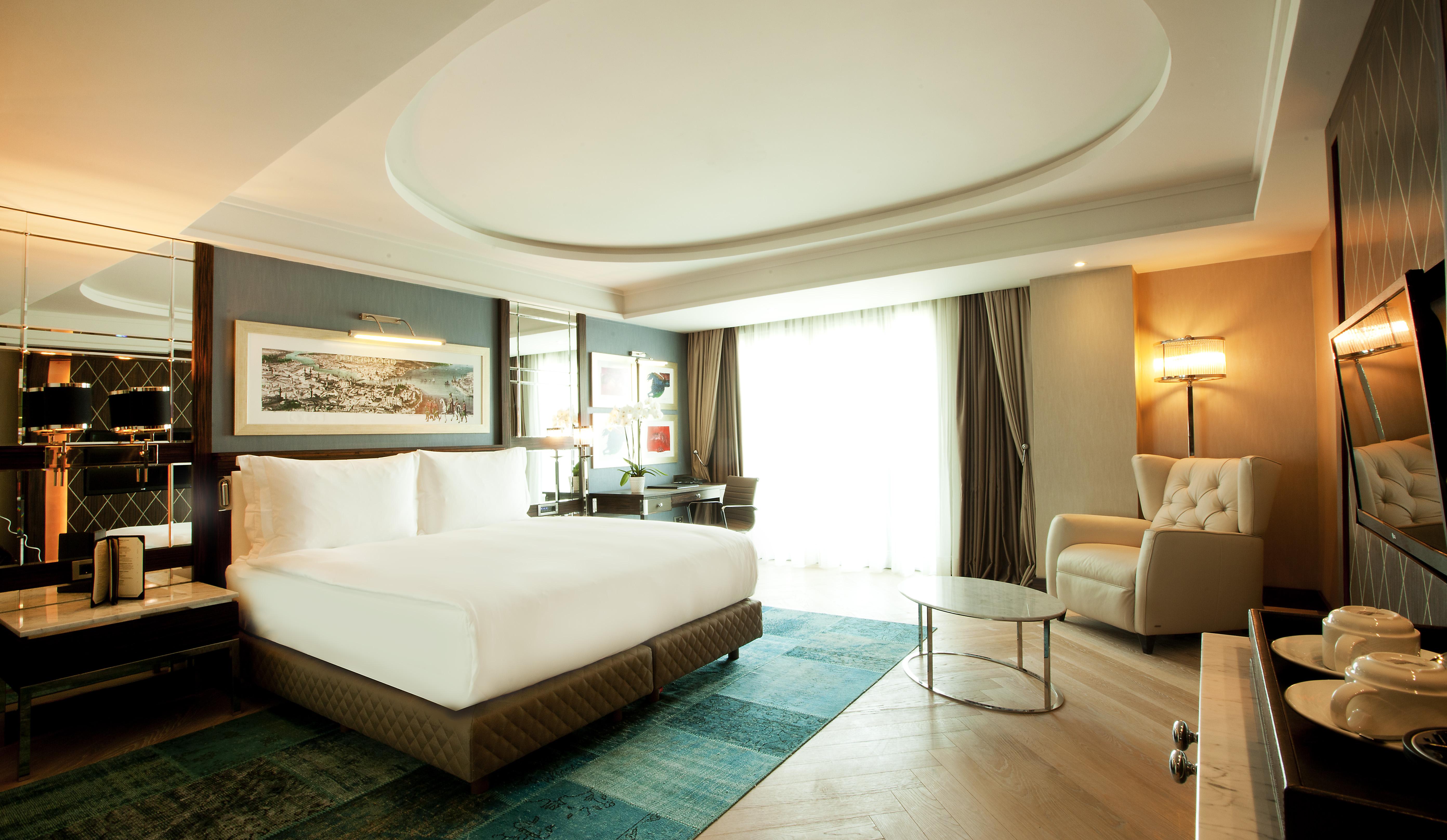 Radisson Blu Hotel Istanbul Pera Exterior foto Deluxe Room