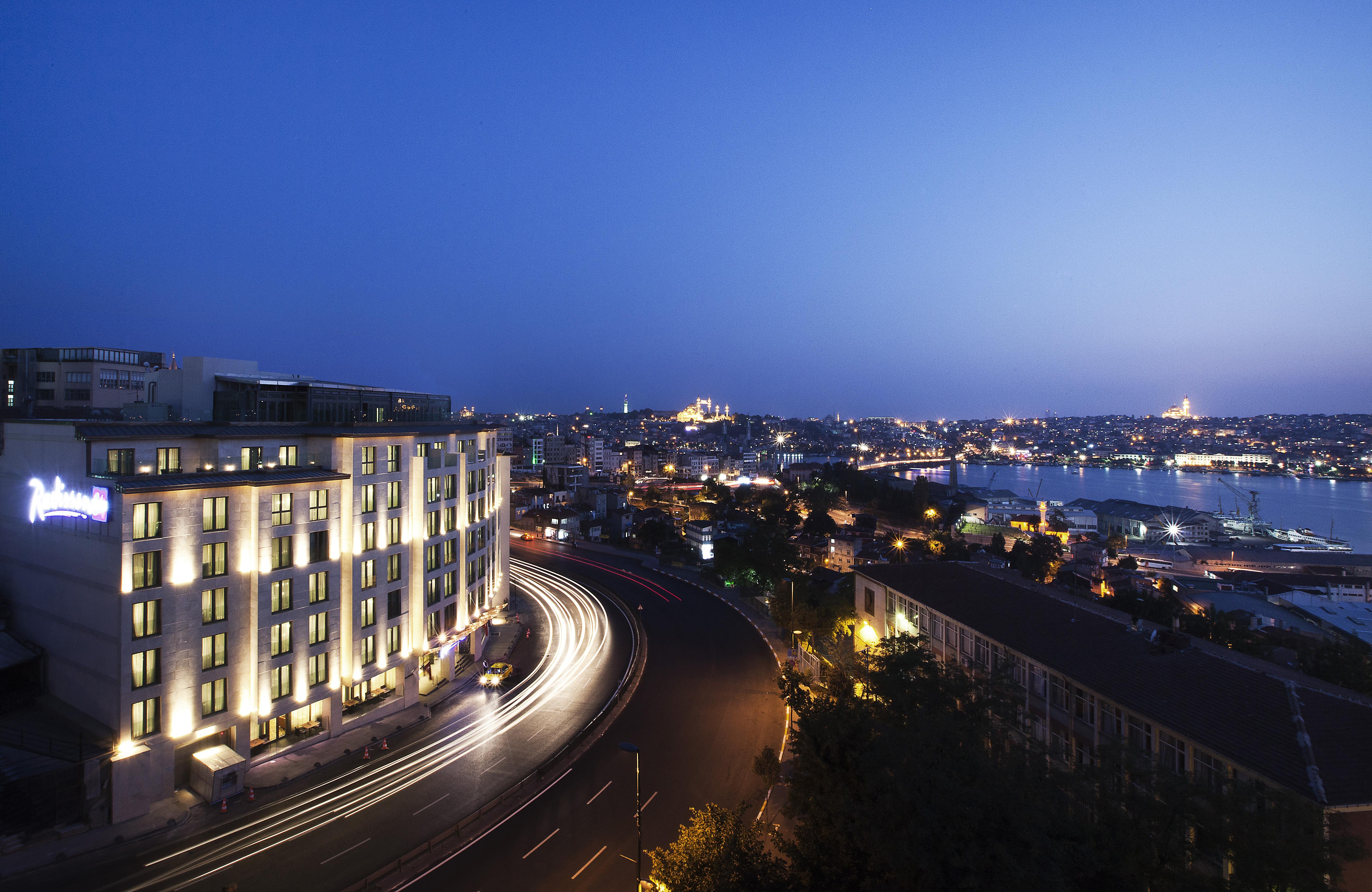 Radisson Blu Hotel Istanbul Pera Exterior foto