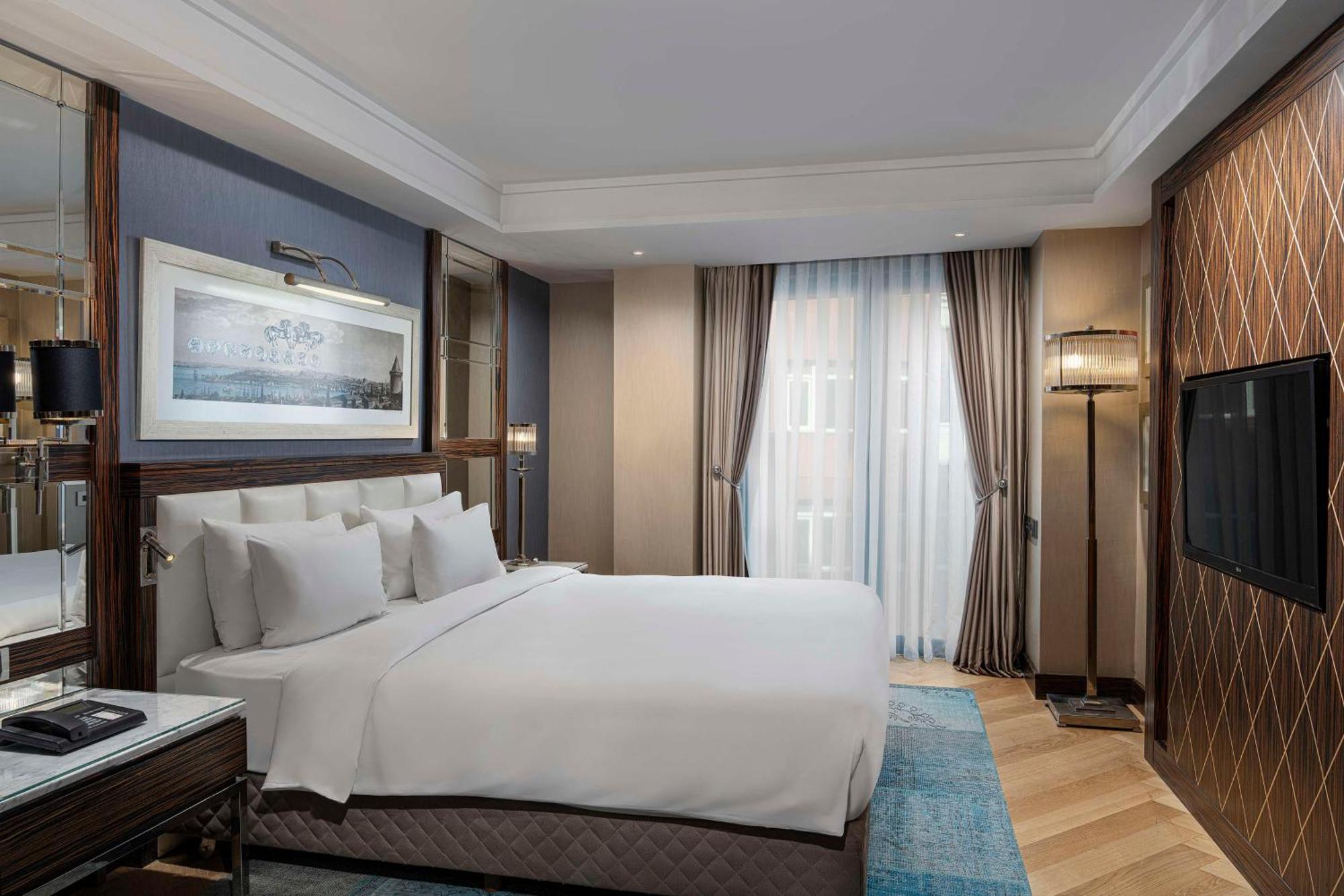 Radisson Blu Hotel Istanbul Pera Exterior foto Deluxe Room